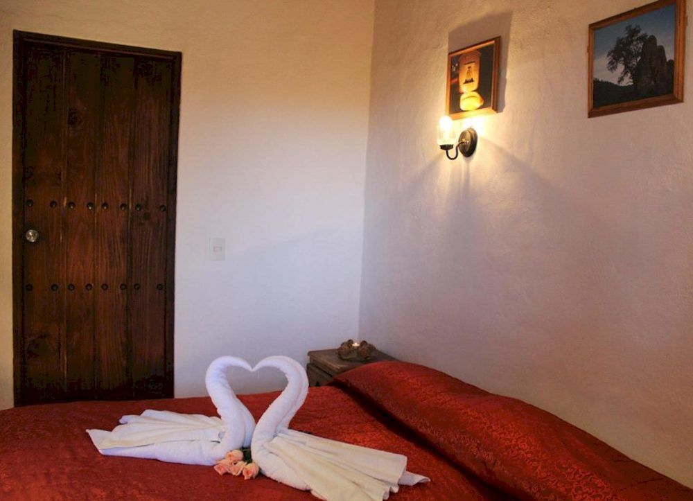Hotel Bugamvillas Tapalpa Exterior photo